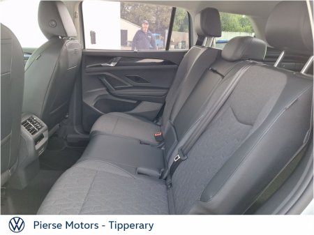 2026 Volkswagen Tayron - photo 6