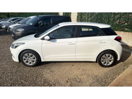 2016 Hyundai i20 - photo 4