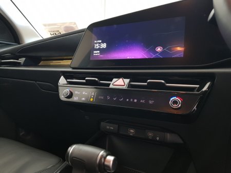 2023 Kia Niro - photo 13