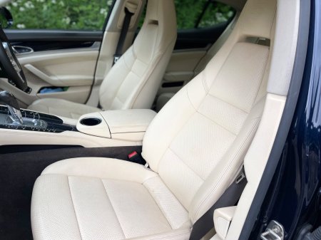 2015 Porsche Panamera - photo 11