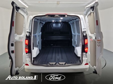 2026 Ford Transit Custom - photo 15