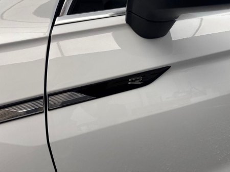 2023 Volkswagen Tiguan - photo 20