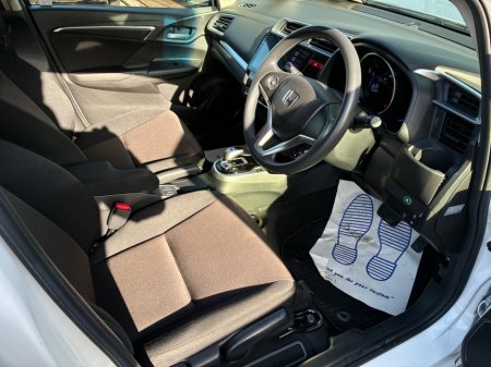 2017 Honda Fit - photo 9