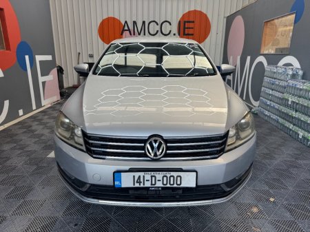 2014 Volkswagen Passat - photo 2