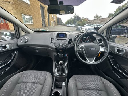 2017 Ford Fiesta - photo 12