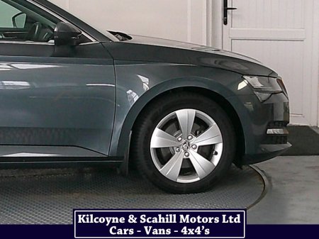 2020 Skoda Superb - photo 27