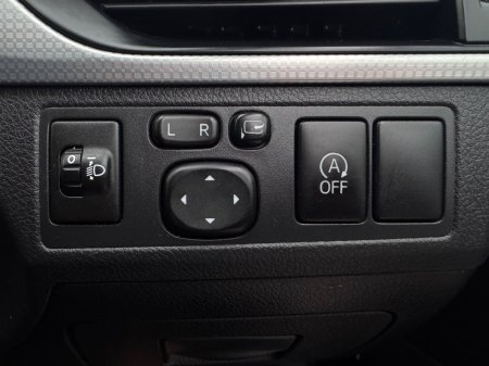 2016 Toyota Avensis - photo 27