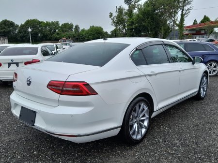 2018 Volkswagen Passat - photo 4