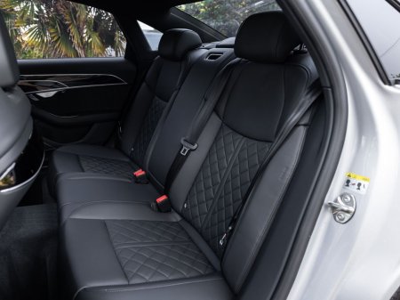 2023 Audi A8 - photo 6