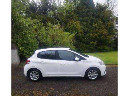 2017 Peugeot 208 - photo 6