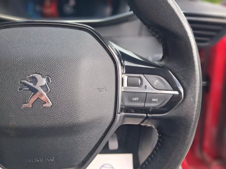 2021 Peugeot 208 - photo 24