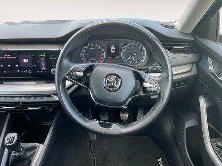 2022 Skoda Octavia - photo 12