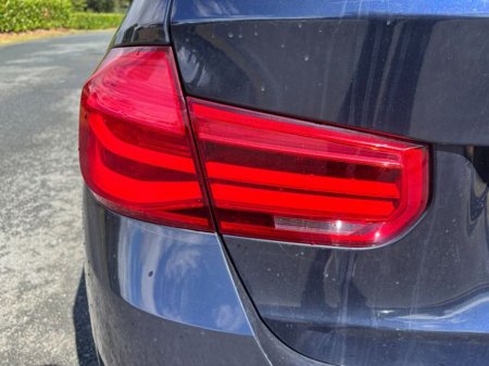 2017 BMW 3-Series - photo 11