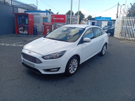 2015 Ford Focus - photo 3
