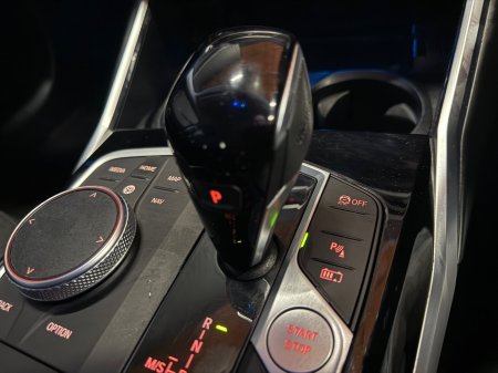 2022 BMW 3-Series - photo 16