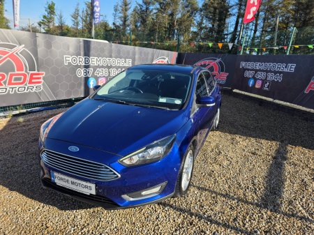 2015 Ford Focus - photo 2