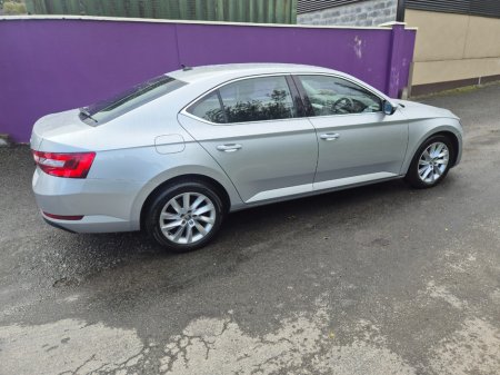 2023 Skoda Superb - photo 4
