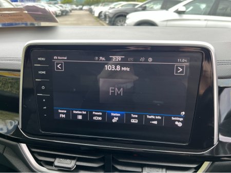 2024 Volkswagen T-Roc - photo 21