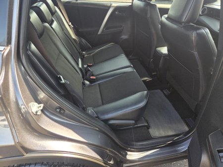 2016 Toyota RAV4 - photo 12