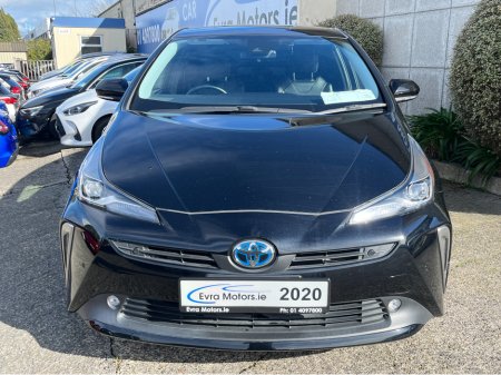2020 Toyota Prius - photo 2