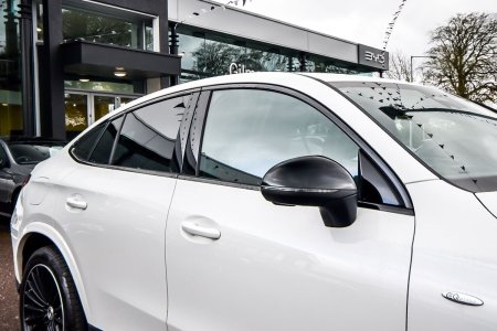 2025 Mercedes-Benz GLC - photo 10