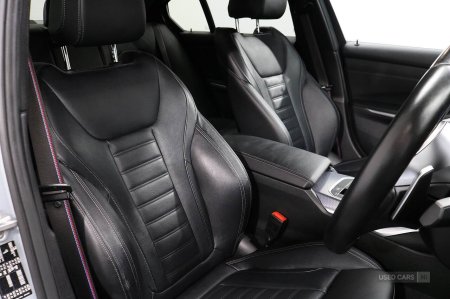 2024 BMW 3-Series - photo 21