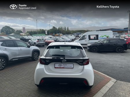 2022 Toyota Yaris - photo 4