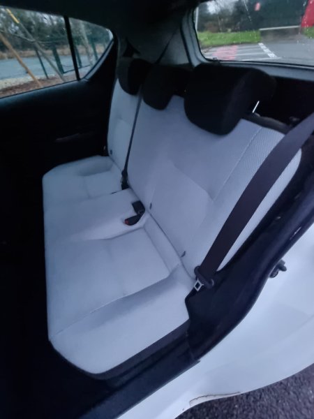 2020 Toyota Aqua - photo 20