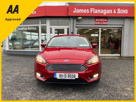 2016 Ford Focus - photo 2