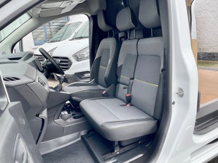 2023 Renault Kangoo - photo 24
