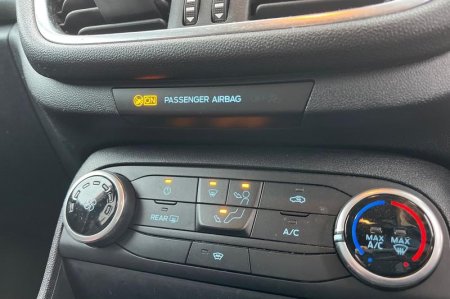 2020 Ford Fiesta - photo 37