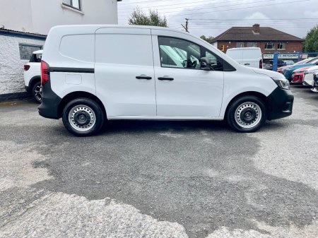2023 Renault Kangoo - photo 11