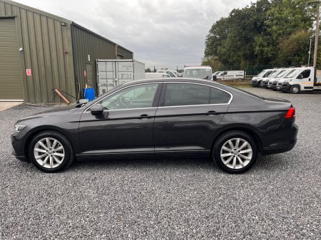 2020 Volkswagen Passat - photo 9