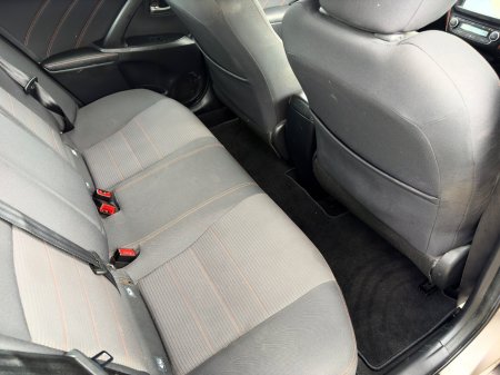 2016 Toyota Avensis - photo 12