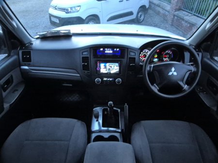 2008 Mitsubishi Pajero - photo 10