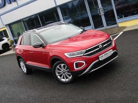 2023 Volkswagen T-Roc - photo 2