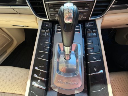 2015 Porsche Panamera - photo 13
