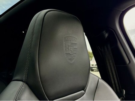 2025 Porsche Cayenne - photo 27