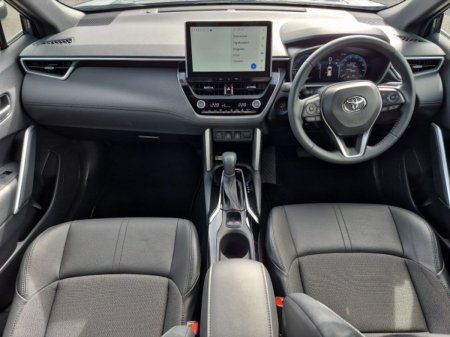 2024 Toyota Corolla Cross - photo 2