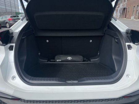 2024 Toyota C-HR - photo 8