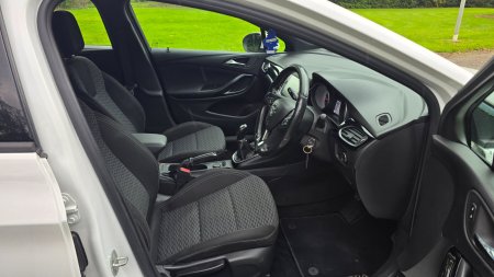 2016 Opel Astra - photo 11