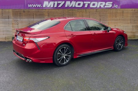 2020 Toyota Camry - photo 8