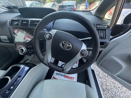 2013 Toyota Prius - photo 11