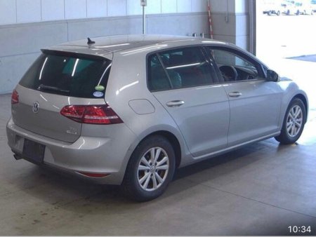 2017 Volkswagen Golf - photo 2