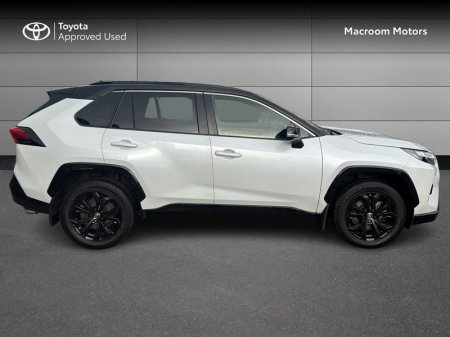 2024 Toyota RAV4 - photo 3