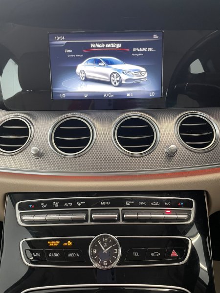 2016 Mercedes-Benz E-Class - photo 16
