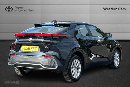 2026 Toyota C-HR - photo 2