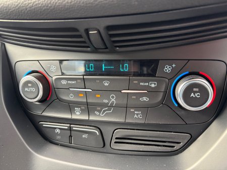2017 Ford Kuga - photo 16