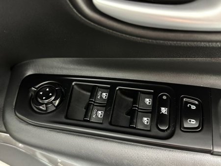 2024 Jeep Renegade - photo 20