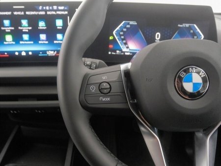 2026 BMW 1-Series - photo 17